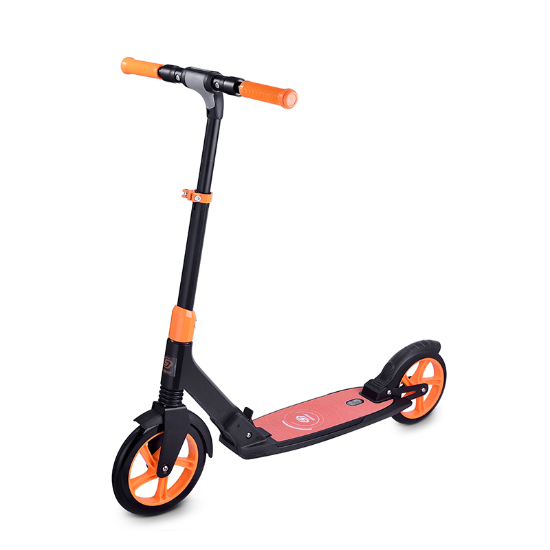 FOLDABLE ALUMINUM AND STEEL ADULT SCOOTER 